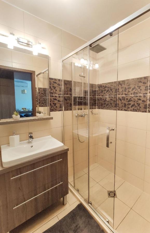 Holiday Apartman Sárvár Extérieur photo