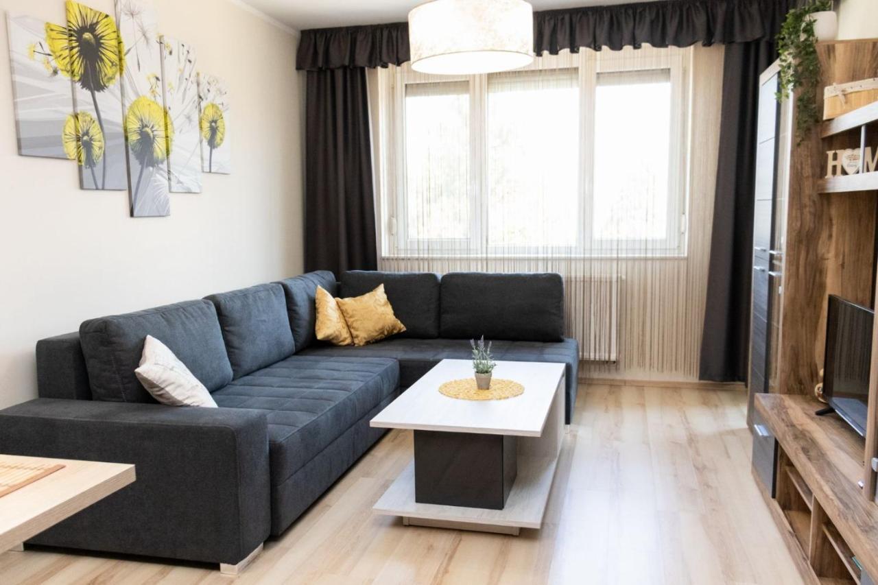 Holiday Apartman Sárvár Extérieur photo