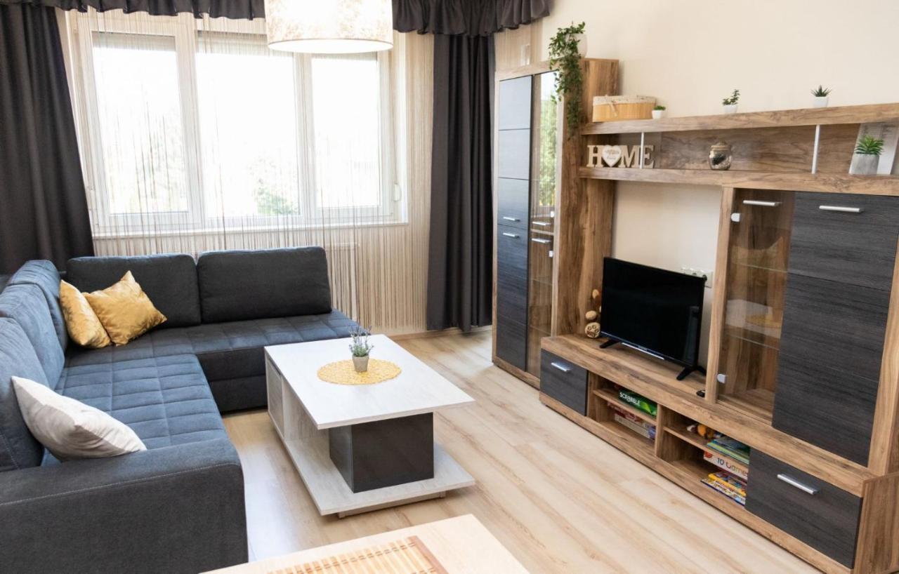 Holiday Apartman Sárvár Extérieur photo